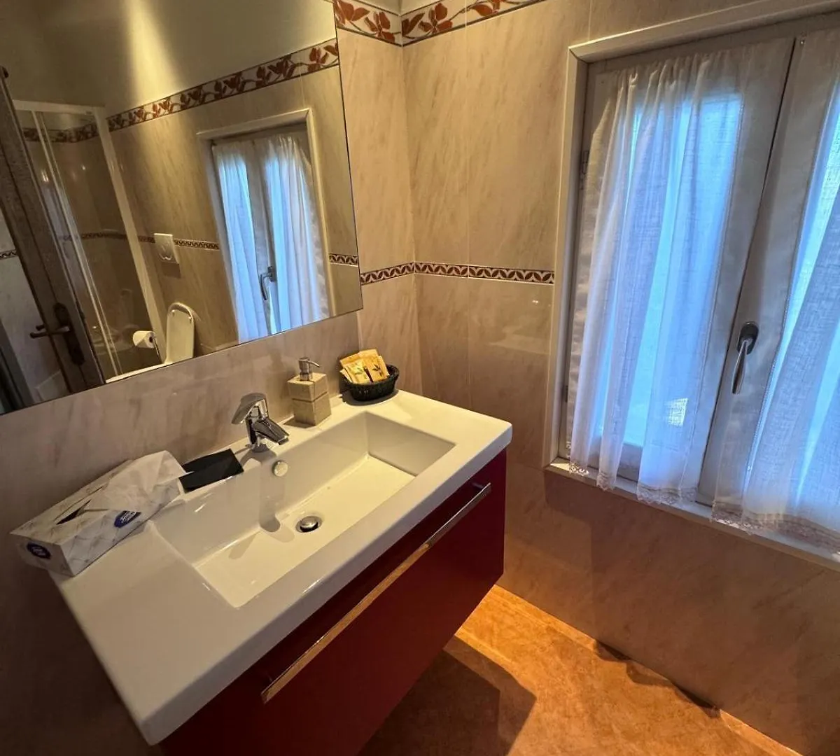 Värdshus Hacienda De Leon Hotell Isola della Scala