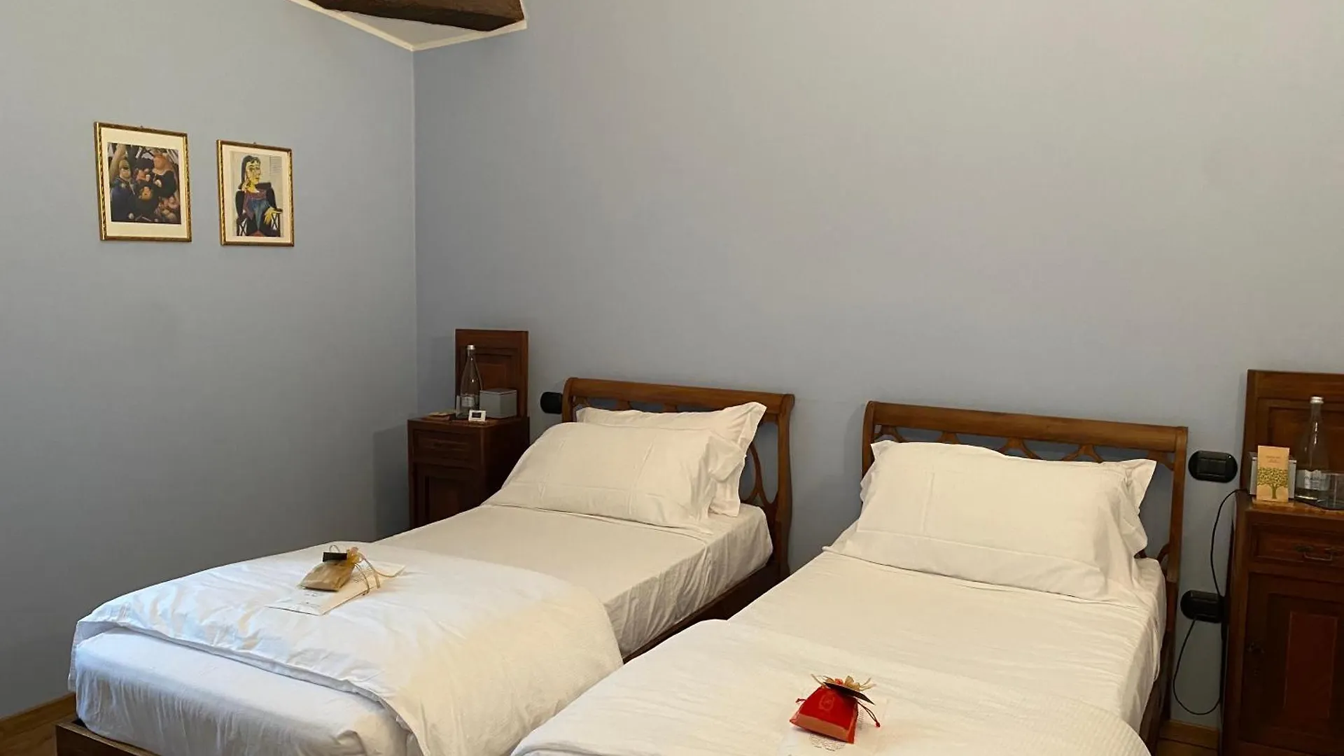 Värdshus Hacienda De Leon Hotell Isola della Scala Italien